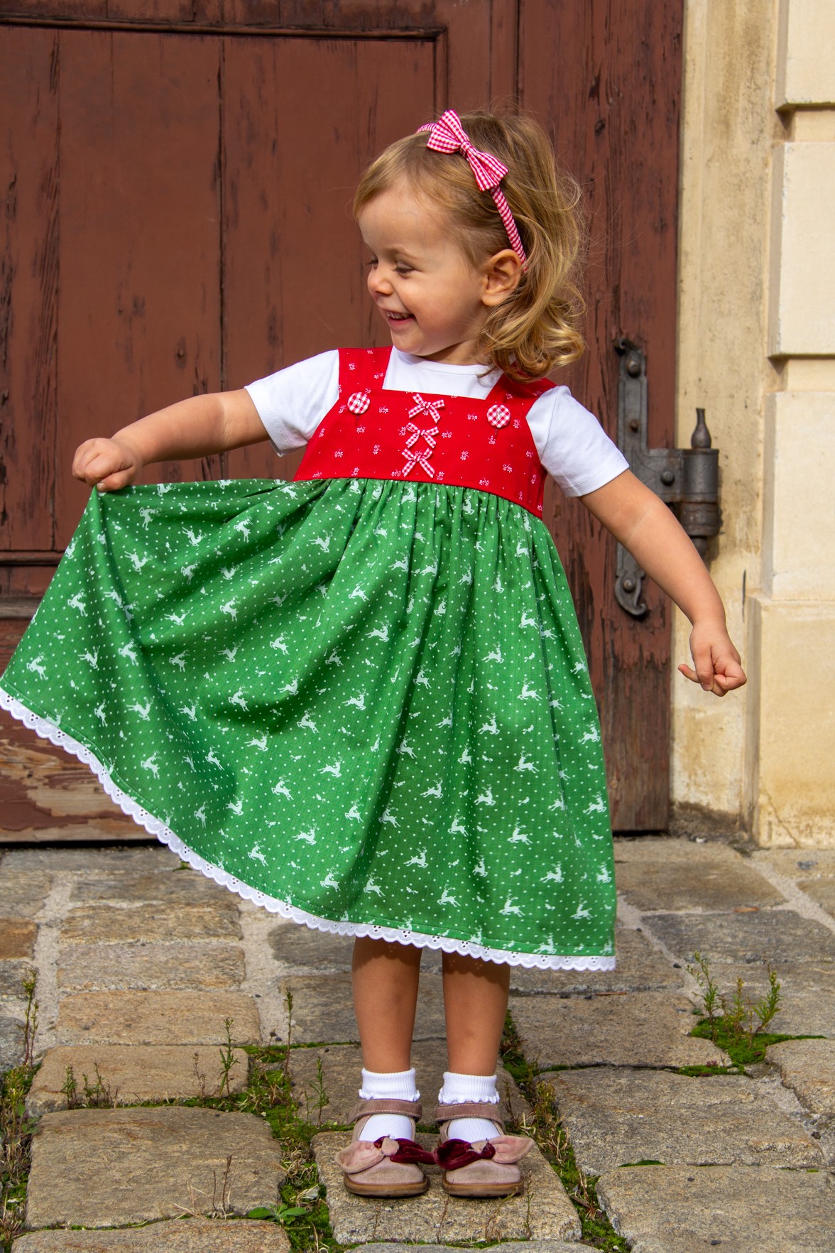 Dirndl rot/grün