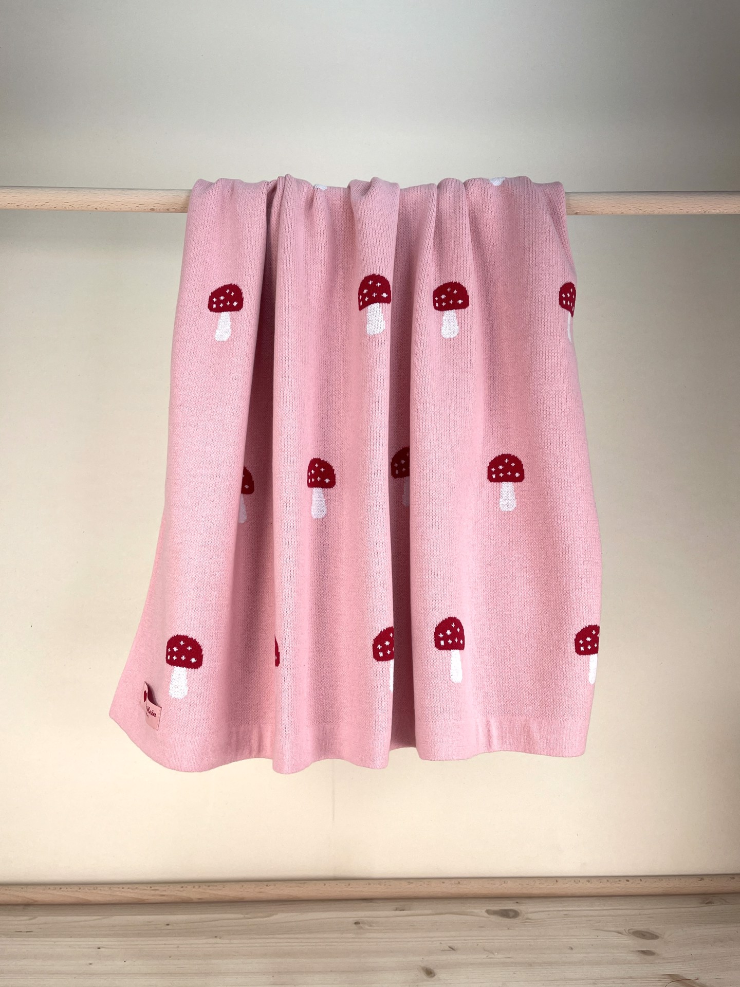 Strickdecke Pilz rosa