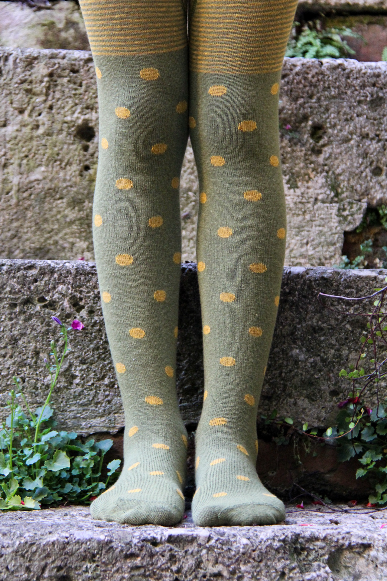 Strumpfhose Kids grün ocker